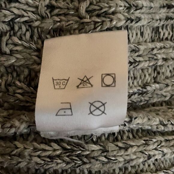 KISMET Turtle Neck Long Sleeve Cropped Sweater Size Small - Picture 8 of 8